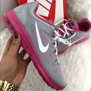 SOLD - Nike Shoes